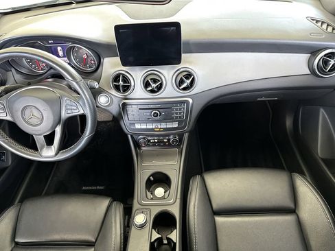 Used 2018 Mercedes-Benz CLA 250 image 17