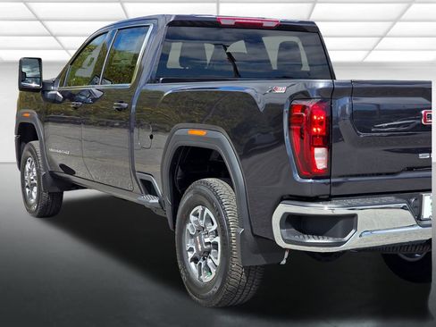 New 2026 GMC Sierra 2500 SLE w/ SLE Value Package; image 44