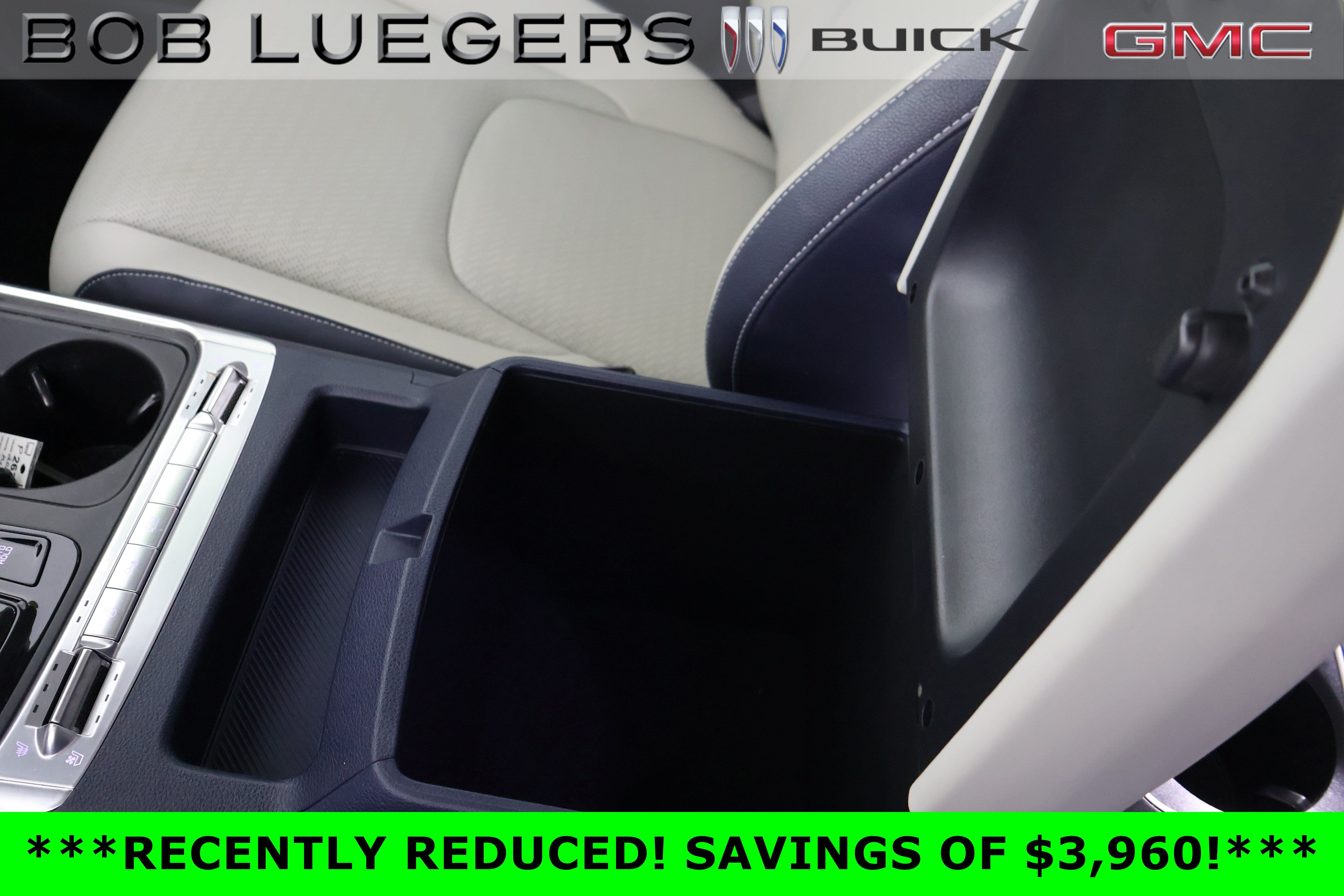 Used 2025 Kia Carnival SX Prestige FWD image 33