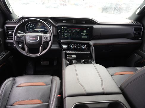 Used 2023 GMC Sierra 1500 AT4 w/ Technology Package image 30