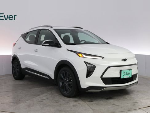 Used 2022 Chevrolet Bolt EUV Premier w/ Launch Edition image 4