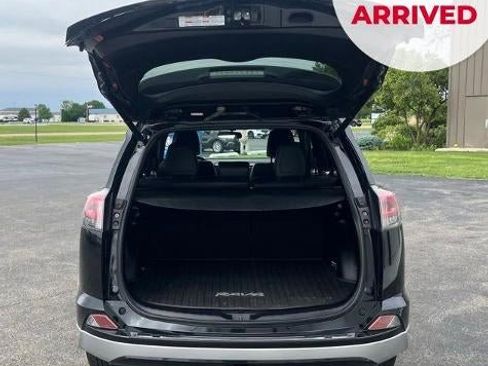 Used 2016 Toyota RAV4 SE AWD/4WD image 8