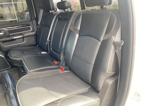 Used 2019 RAM 2500 Laramie AWD/4WD image 12