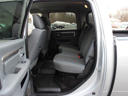 Used 2017 RAM 1500 Big Horn image 31