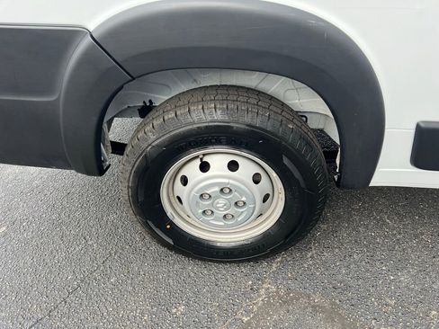 Used 2023 RAM ProMaster 2500 image 14