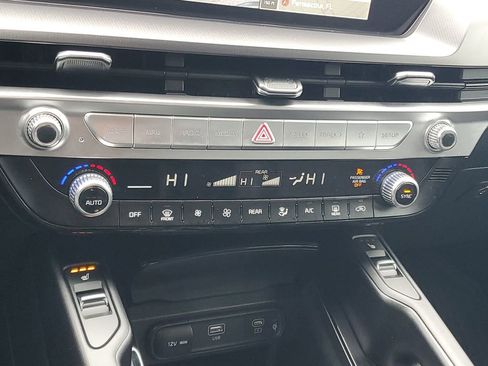 Used 2024 Kia Telluride S w/ S Sunroof Package image 18