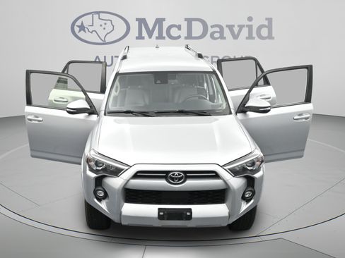 Used 2021 Toyota 4Runner SR5 Premium AWD/4WD image 42