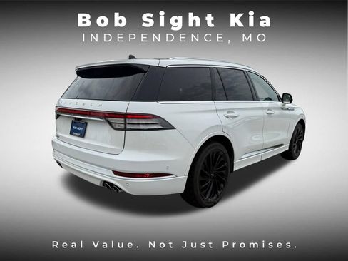 Used 2021 Lincoln Aviator Reserve w/ Equipment Group 208A AWD/4WD image 14