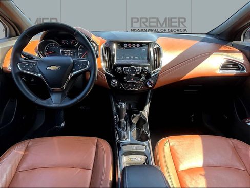 Used 2016 Chevrolet Cruze Premier FWD image 9