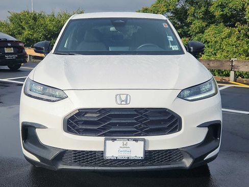 Certified 2024 Honda HR-V Sport image 2