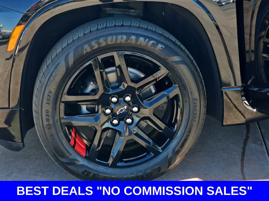 Used 2023 Chevrolet Traverse Premier w/ Redline Edition AWD/4WD image 38