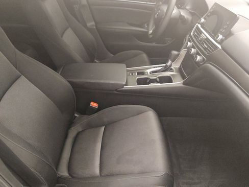 Used 2019 Honda Accord LX image 21