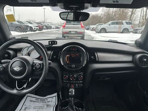 Used 2016 MINI Cooper Convertible image 25