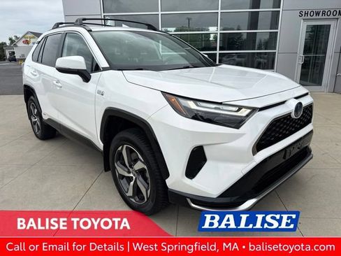 Used 2023 Toyota RAV4 SE w/ Weather & Moonroof Package AWD/4WD image 1