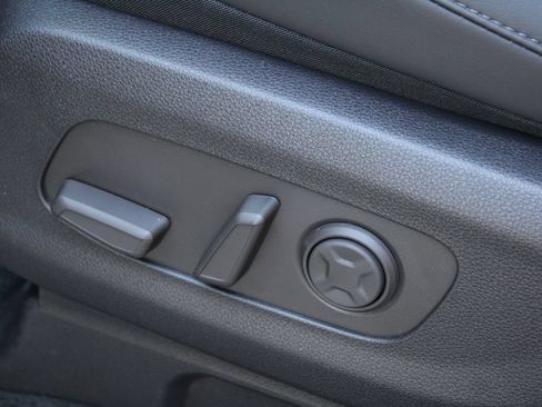 New 2026 Kia Carnival EX FWD image 27