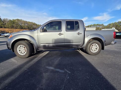 Used 2017 Nissan Frontier SV w/ SV Value Truck Package image 31