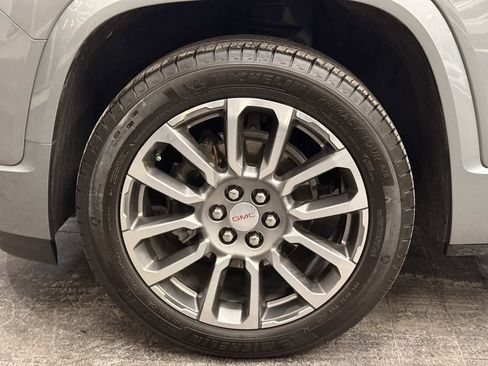 Used 2023 GMC Acadia Denali w/ Denali Technology Package image 34