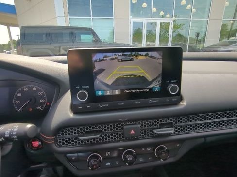 Used 2024 Honda HR-V Sport image 7