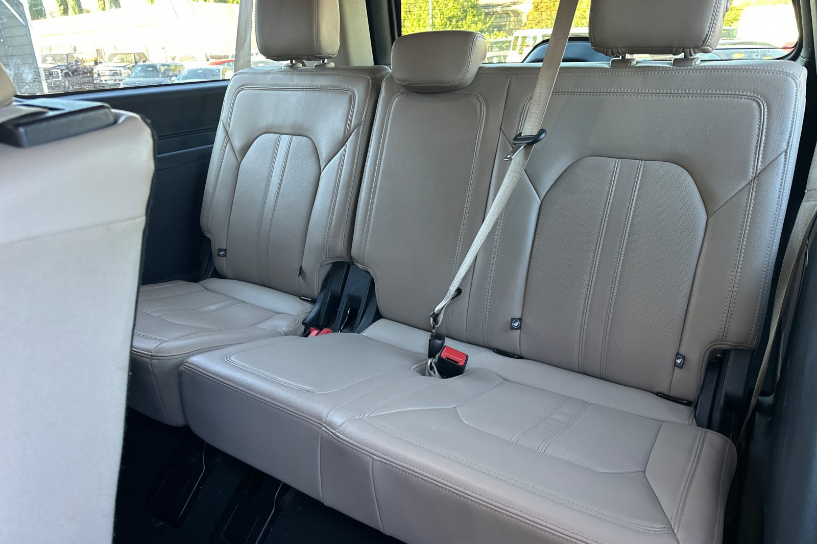 Used 2024 Ford Expedition Max Limited AWD/4WD image 14