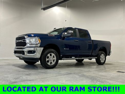 Used 2024 RAM 2500 Big Horn w/ Bed Utility Group image 2