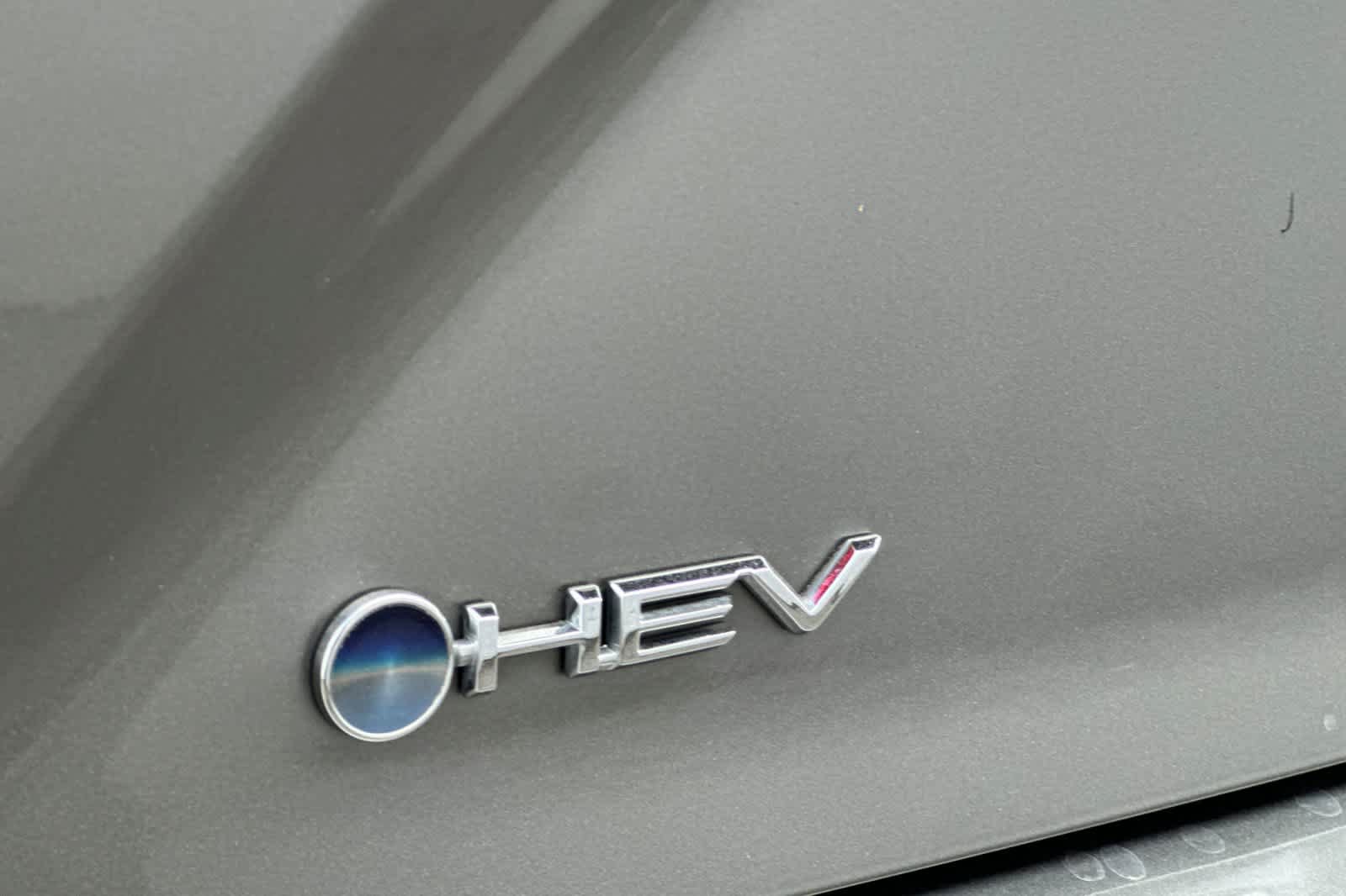 Used 2025 Toyota Camry SE FWD image 16