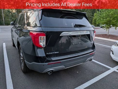 Used 2022 Ford Explorer Limited w/ Equipment Group 301A RWD image 4