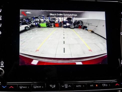 Used 2024 Jeep Wagoneer L Series II w/ Flexible Seating Group AWD/4WD image 24