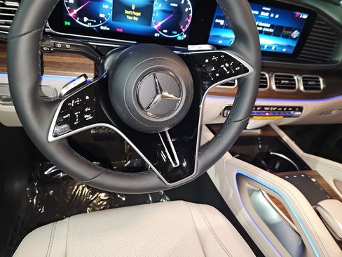 New 2026 Mercedes-Benz GLE 350 4MATIC image 17