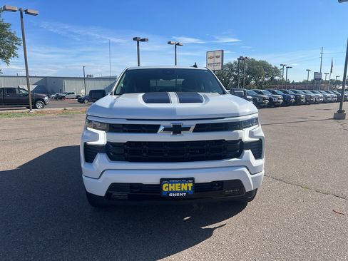 Used 2022 Chevrolet Silverado 1500 RST w/ Rally Edition AWD/4WD image 3