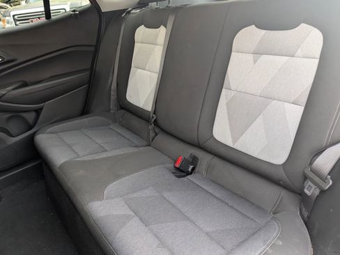 Used 2024 Chevrolet Trax LS w/ LS Convenience Package image 9