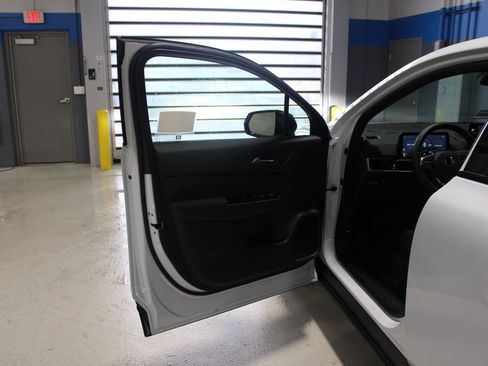New 2026 Honda Prologue EX image 16