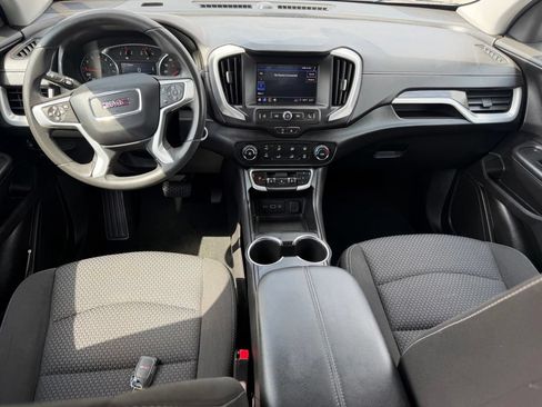Used 2024 GMC Terrain SLE FWD image 22