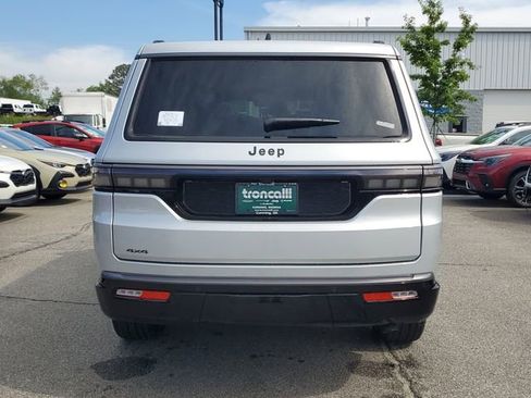 New 2026 Jeep Grand Wagoneer Limited AWD/4WD image 5