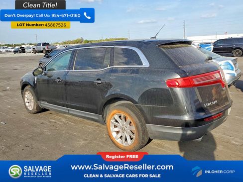 Used 2015 Lincoln MKT AWD image 3