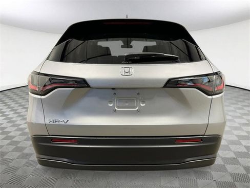 New 2026 Honda HR-V LX image 5