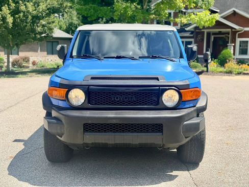 Used 2007 Toyota FJ Cruiser 2WD image 8