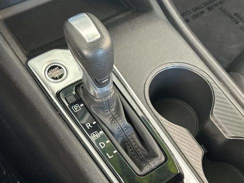 Used 2025 Nissan Altima 2.5 SV AWD/4WD image 23