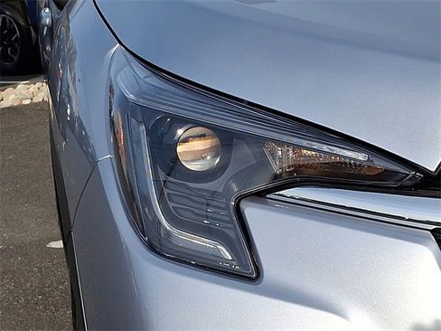 Used 2023 Subaru Ascent Limited w/ Technology Package image 9