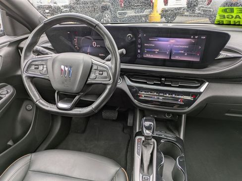 Certified 2024 Buick Envista Avenir image 15