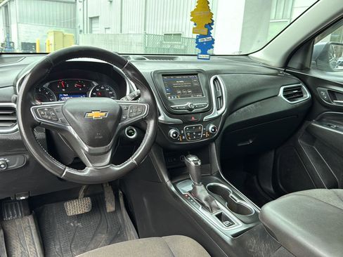 Used 2019 Chevrolet Equinox LT image 16