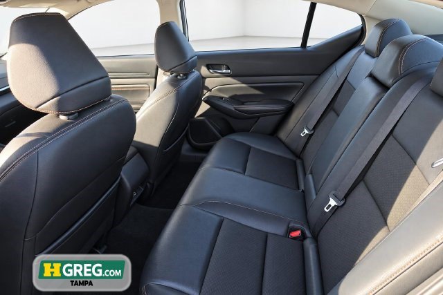 Used 2021 Nissan Altima 2.5 SR FWD image 13