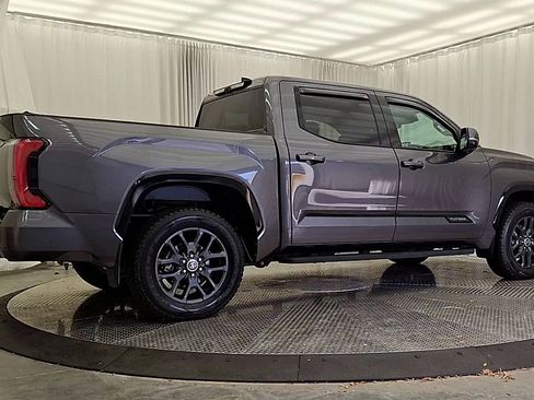 Used 2022 Toyota Tundra Platinum image 7