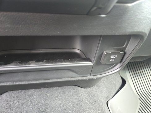 New 2025 RAM 2500 Tradesman image 36