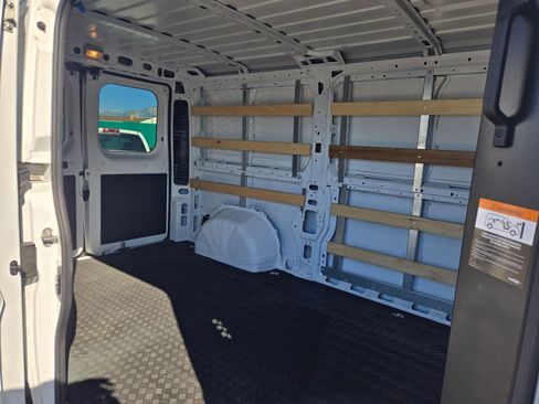 Used 2023 RAM ProMaster 2500 image 15