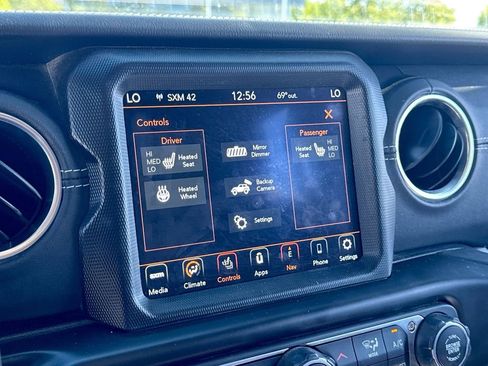 Used 2021 Jeep Wrangler Unlimited Sahara w/ Cold Weather Group image 21