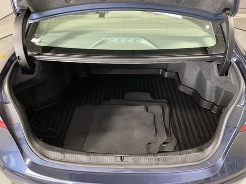 Used 2018 Toyota Avalon XLE image 33