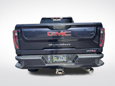 Used 2024 GMC Sierra 3500 AT4 w/ AT4 Premium Plus Package AWD/4WD image 23