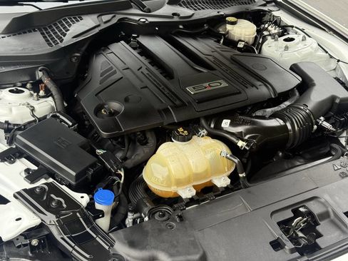 Used 2021 Ford Mustang GT image 11