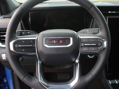 New 2025 GMC Terrain Elevation w/ Elevation Premium Package image 24