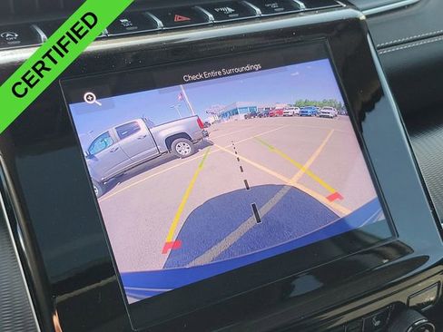 Used 2023 Jeep Grand Cherokee Laredo AWD/4WD image 18